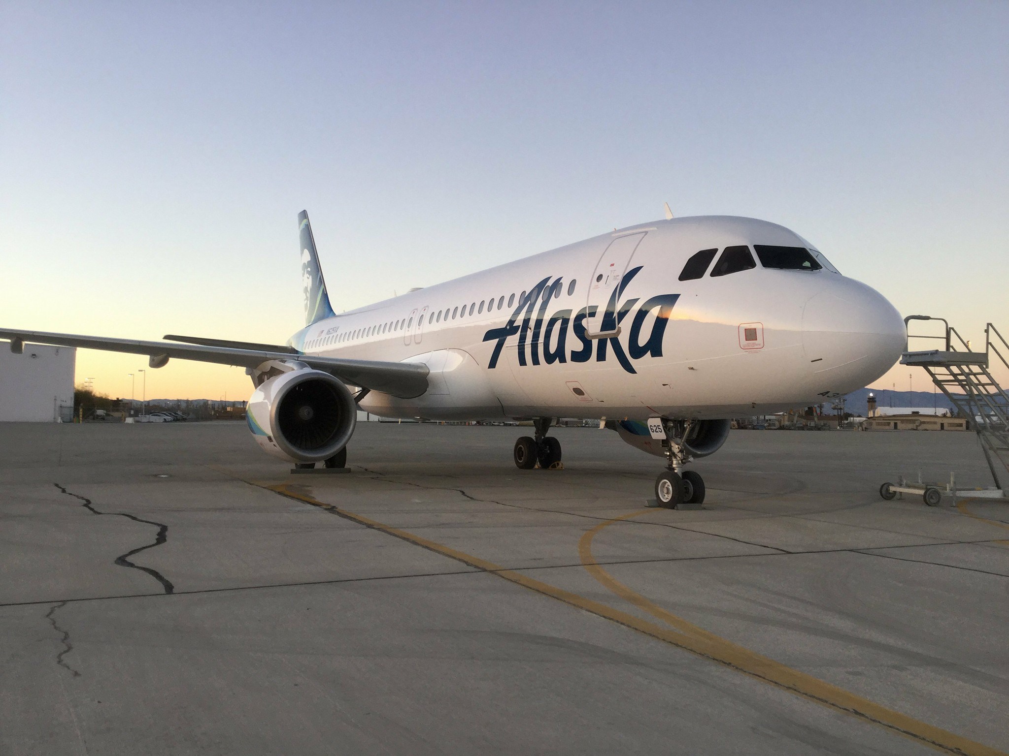 Alaska Airlines celebrates 35 years of connecting guests with Mexico